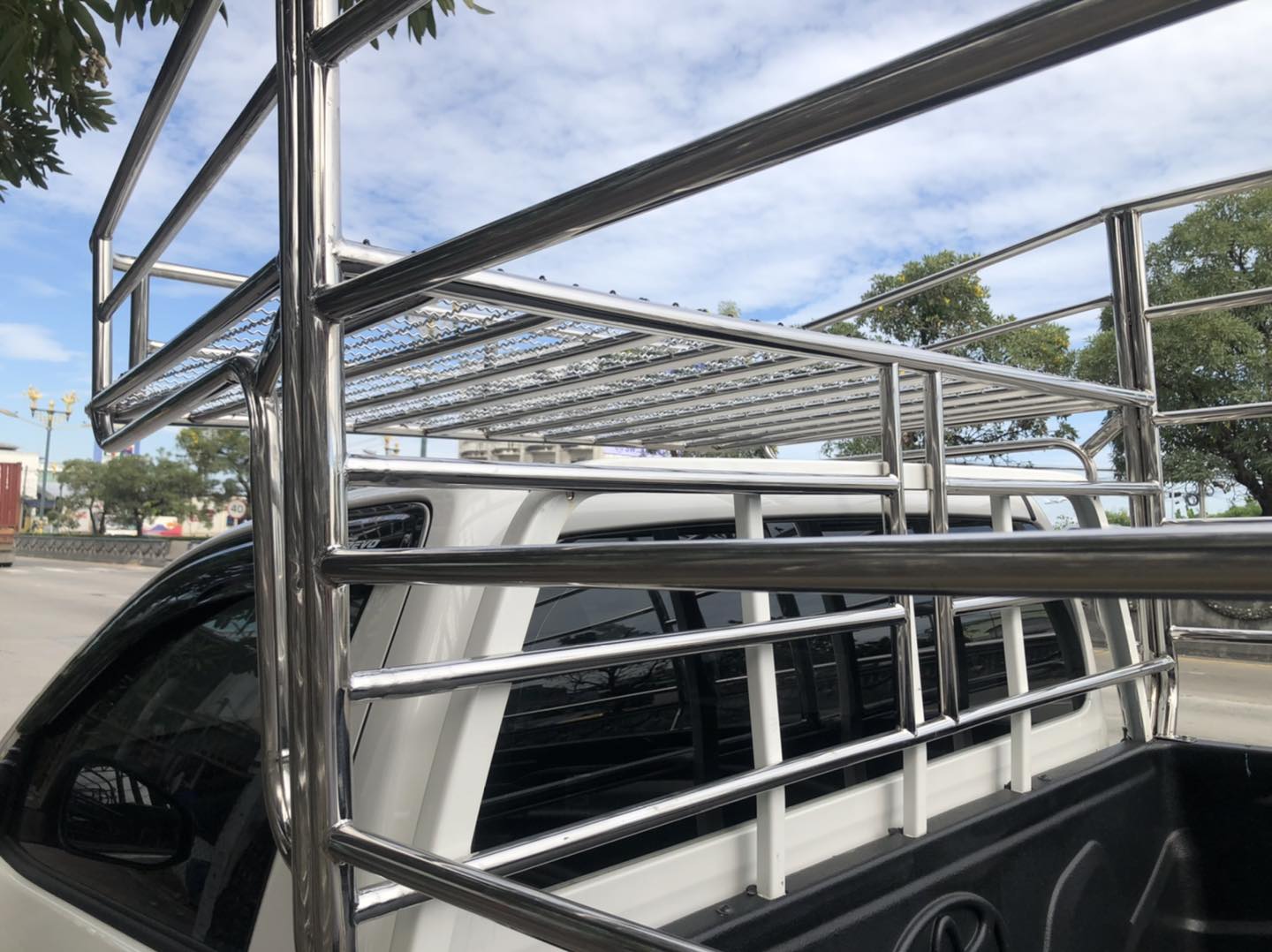 รับทำหลังคา หลังคารถโดยสาร